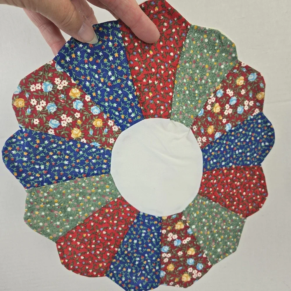 6 Hand Stitched Flower Quilt Fabric Pieces Pillow Covers with Plain Backs READ